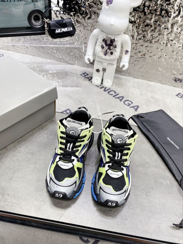 Balenciaga Runner Trainers Black For Women