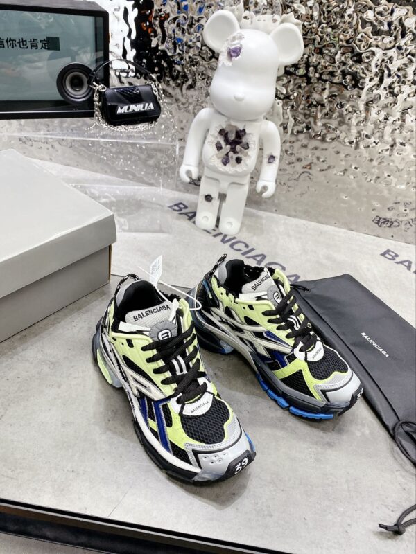 Balenciaga Runner Trainers Black For Women