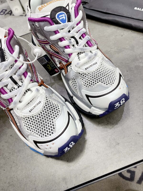 Balenciaga Runner Trainers Multicolor For Women 677402W3RB68123