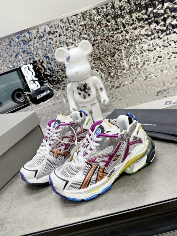 Balenciaga Runner Trainers Multicolor For Women 677402W3RB68123