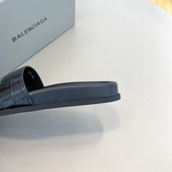 Balenciaga Slide Sandal Black For Women