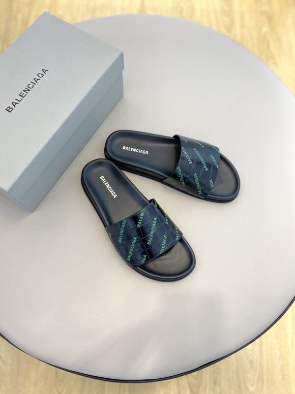 Balenciaga Slide Sandal Black For Women