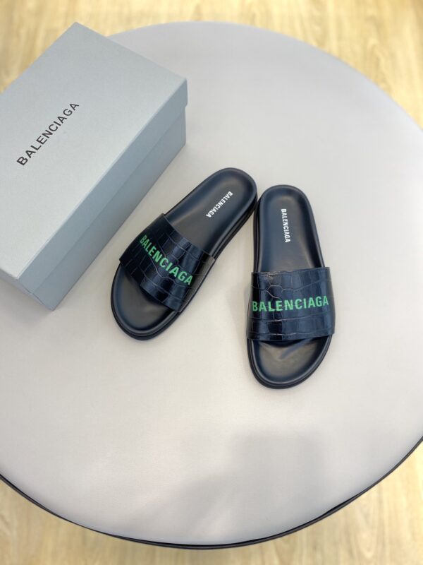 Balenciaga Slide Sandal Black For Women