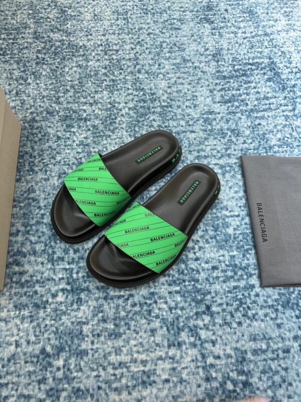 Balenciaga Slide Sandal Black/Green For Women