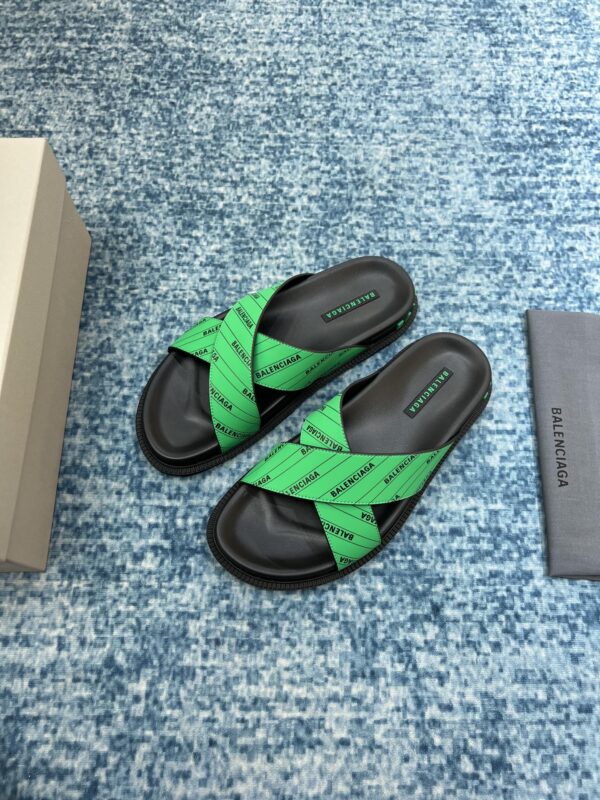 Balenciaga Slide Sandal Black/Green For Women