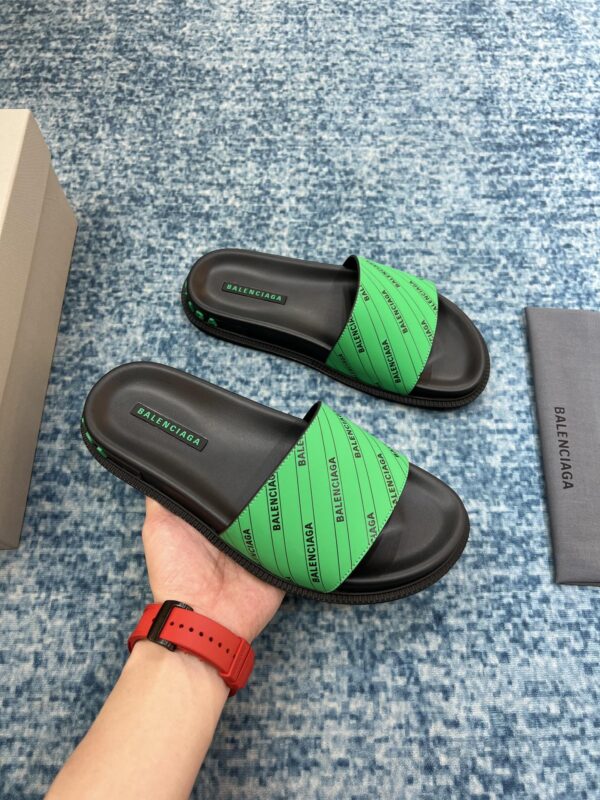 Balenciaga Slide Sandal Black/Green For Women