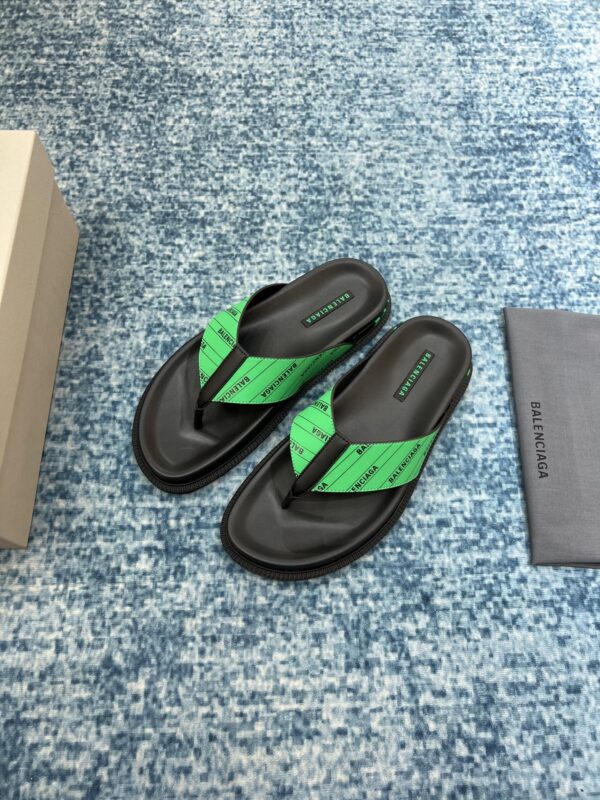 Balenciaga Slide Sandal Black/Green For Women