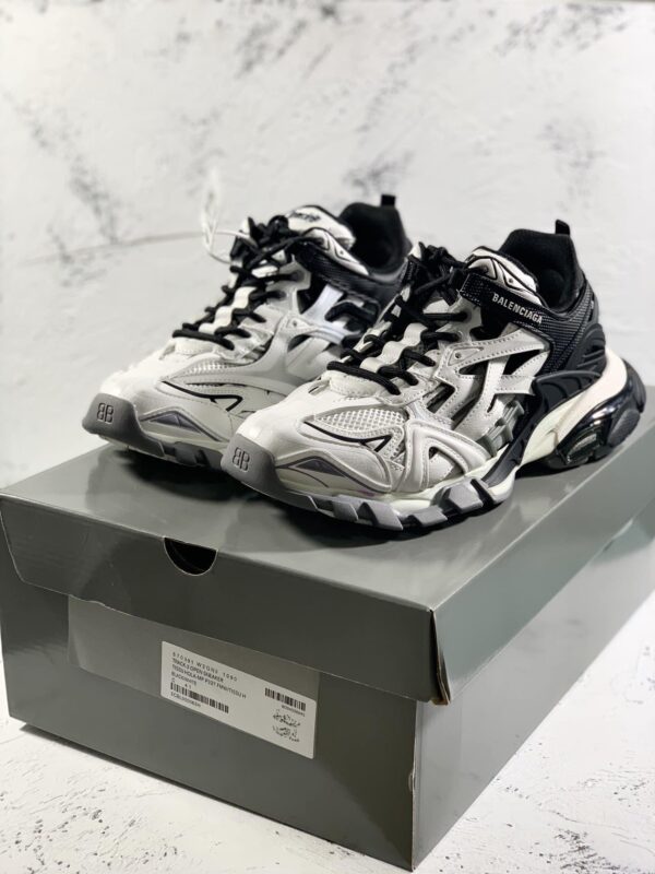 Balenciaga Track.2 Clear Sole Trainers Black/White For Women