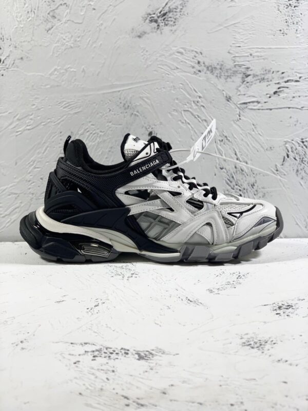Balenciaga Track.2 Clear Sole Trainers Black/White For Women