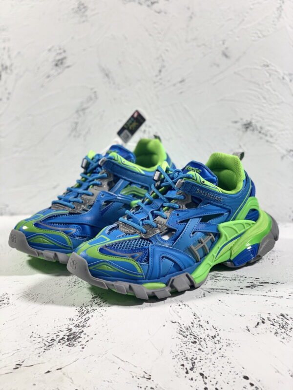 Balenciaga Track.2 Clear Sole Trainers Blue For Women
