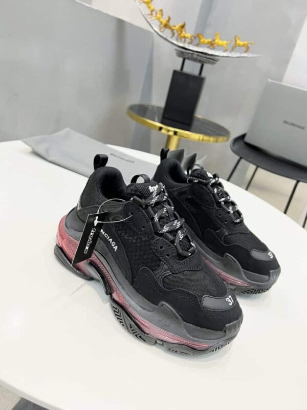 Balenciaga Triple S Trainers Clear Sole Black For Women 544351W2FB11000