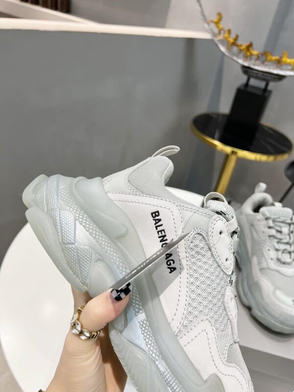 Balenciaga Triple S Trainers Clear Sole White For Women