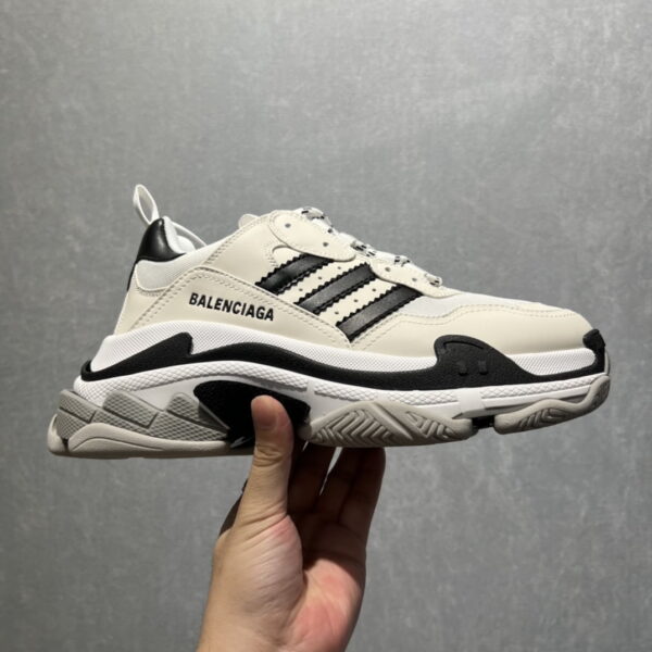 Balenciaga x Adidas Triple S Trainers Grey For Women