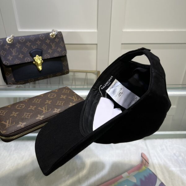 Balenciage BB Paris Icon Cap Black Cap