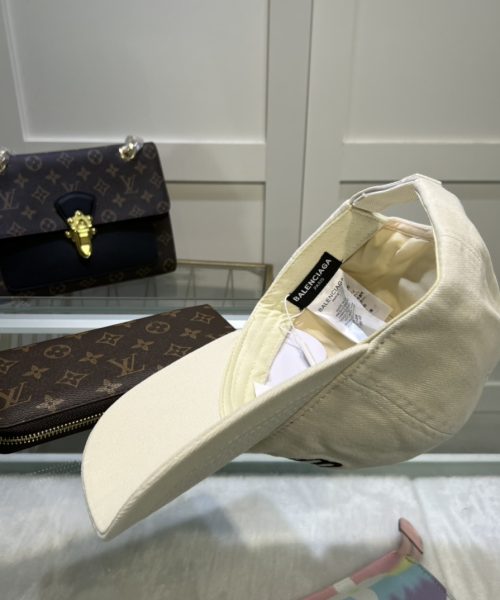 Balenciage BB Paris Icon Cap White Cap