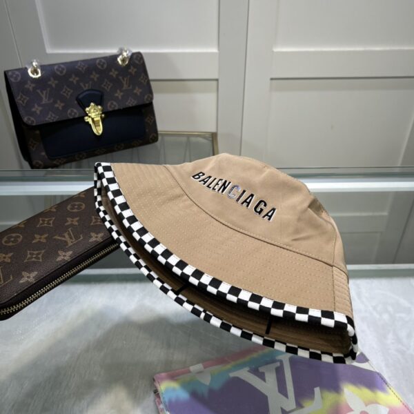Balenciage Bucket Hat Beige Hat