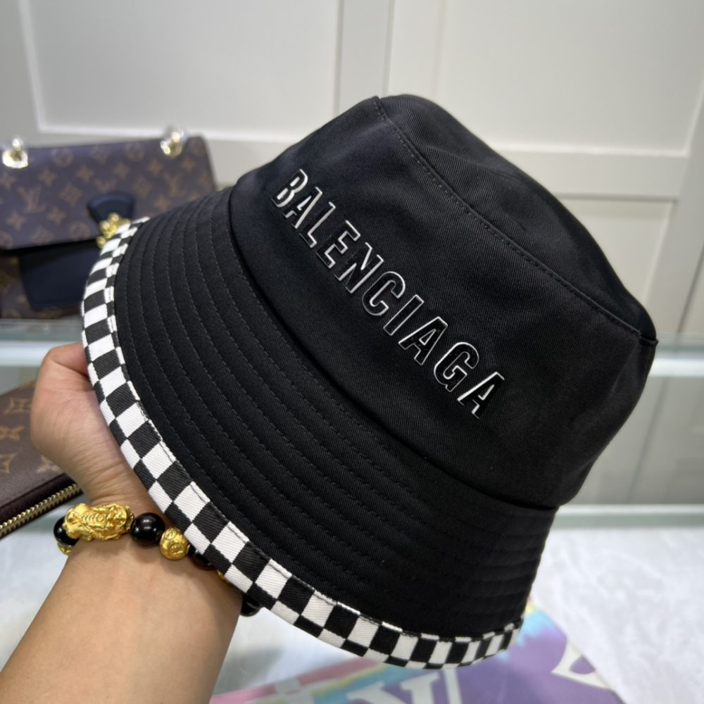 Balenciage Bucket Hat Black Hat - Image 4