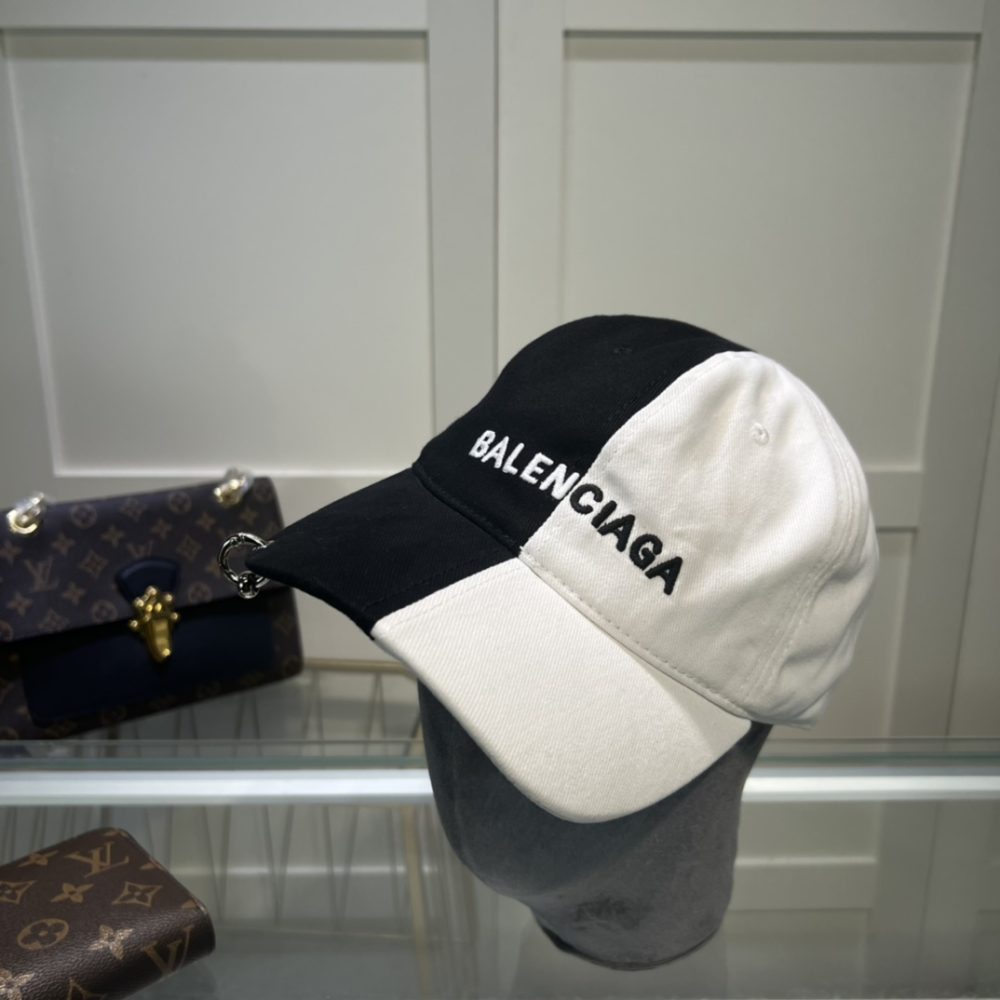 Balenciage Logo Cap Black/White Cap - Image 2
