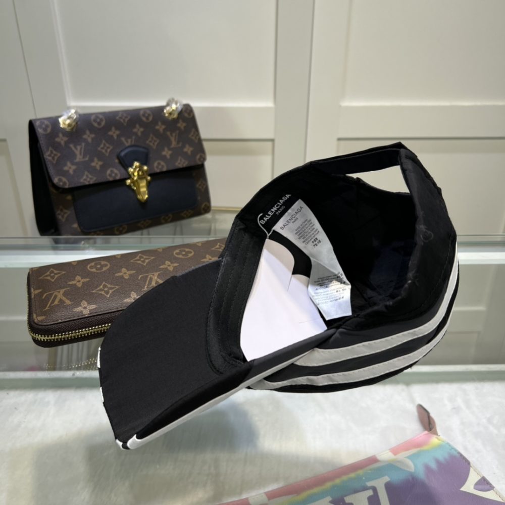 Balenciage Logo Visor Cap Black Cap - Image 2