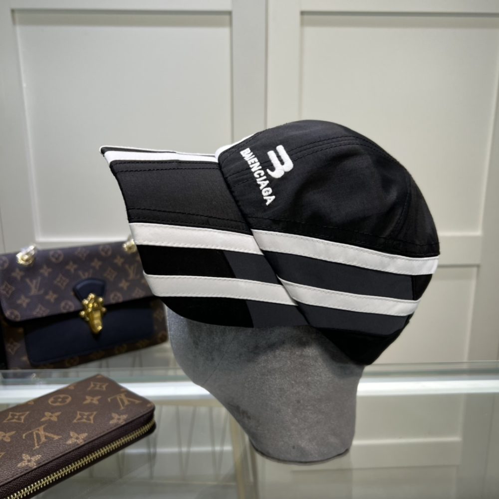 Balenciage Logo Visor Cap Black Cap - Image 3