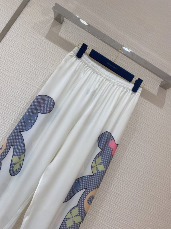 Bear Printed Pants And Shirt Pyjama White For Women