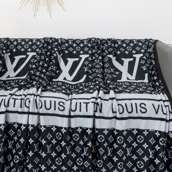 BL002 – Fashion Blanket
