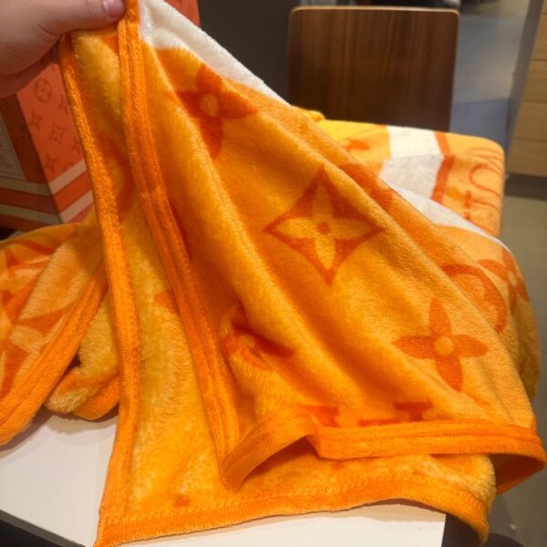 BL004 – Fashion Blanket