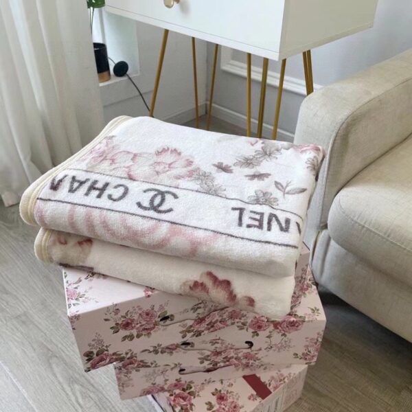 BL006 – Fashion Blanket
