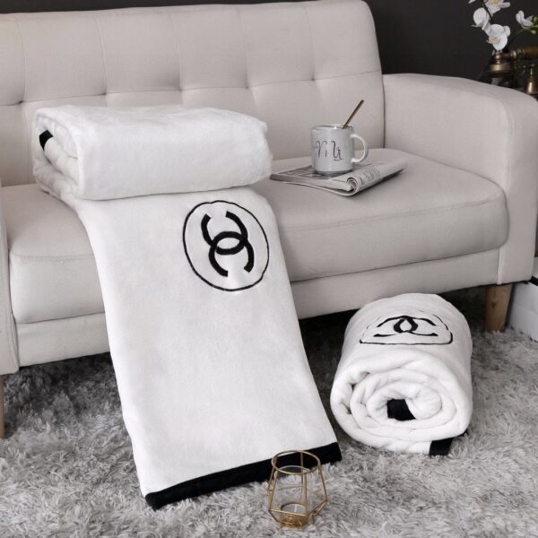 BL015 – Fashion Blanket