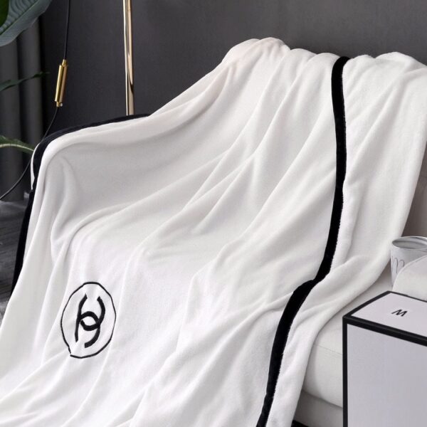 BL015 – Fashion Blanket