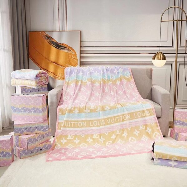 BL022 – Fashion Blanket