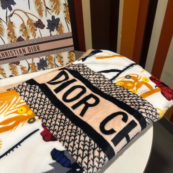 BL025 – Fashion Blanket