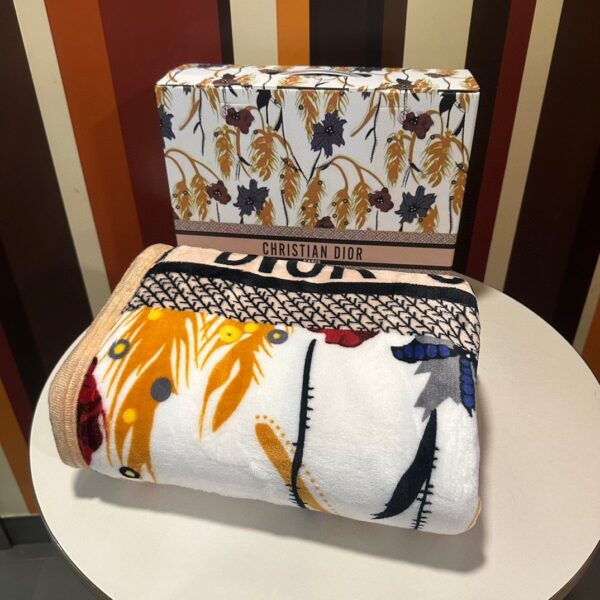 BL025 – Fashion Blanket