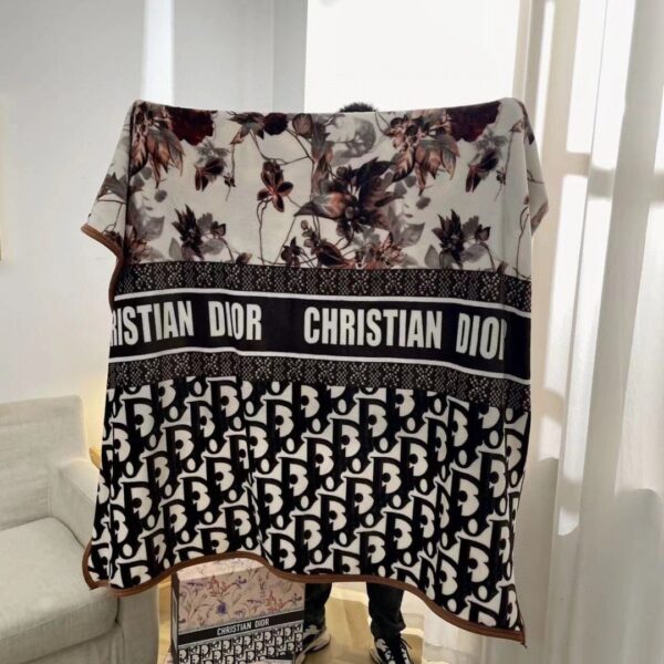 BL026 – Fashion Blanket
