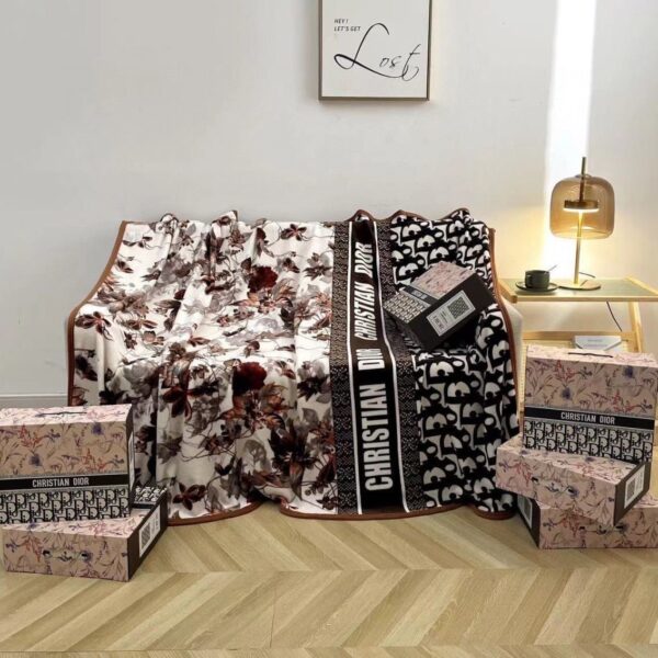 BL026 – Fashion Blanket