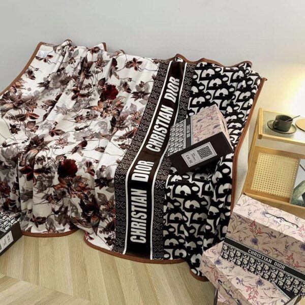 BL026 – Fashion Blanket