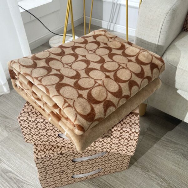 BL043 – Fashion Blanket