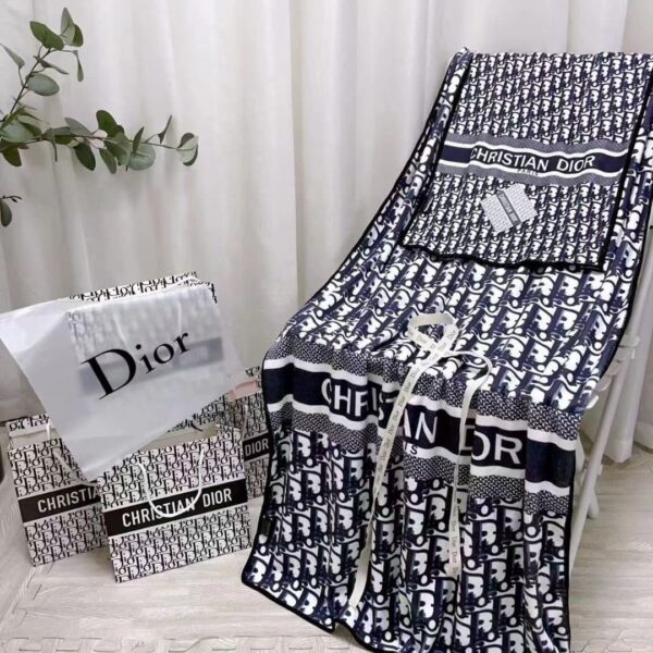 BL049 – Fashion Blanket