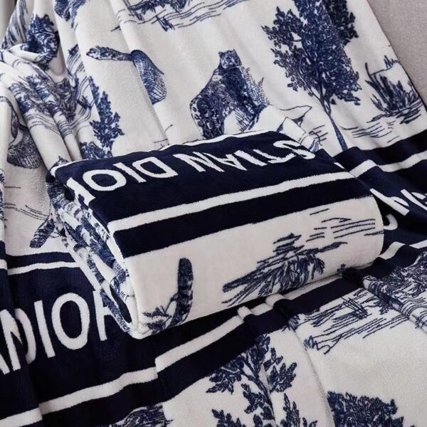 BL057 – Fashion Blanket