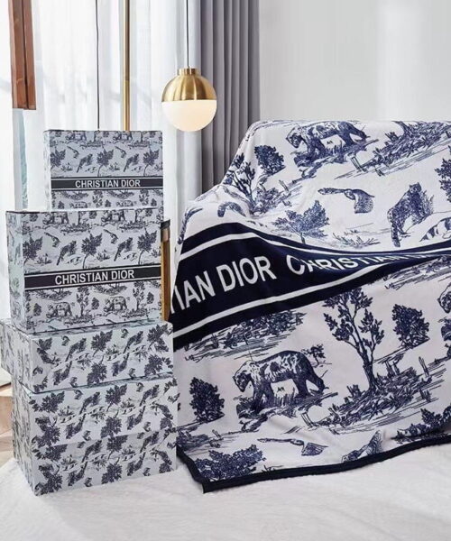 BL057 – Fashion Blanket