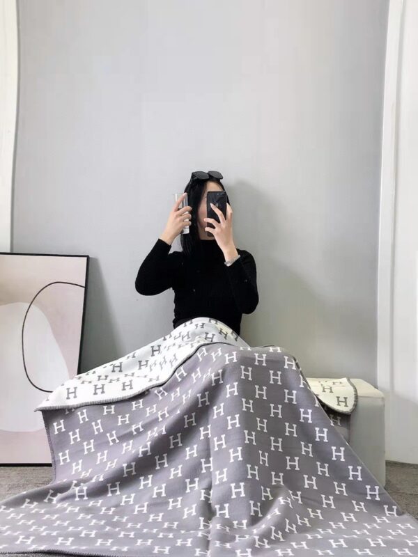 BL061 – Fashion Blanket
