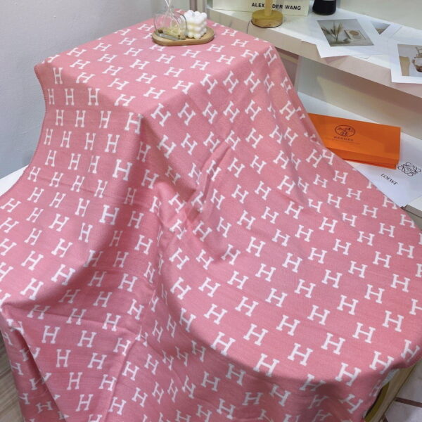 BL062 – Fashion Blanket