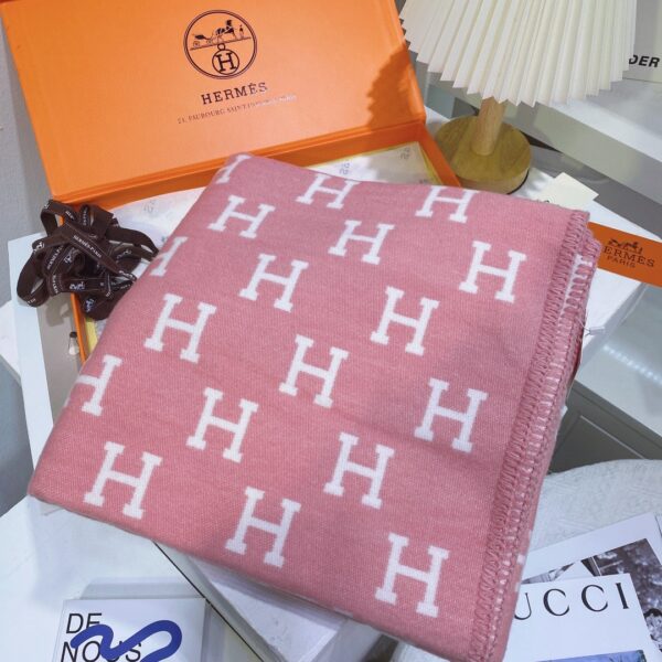BL062 – Fashion Blanket