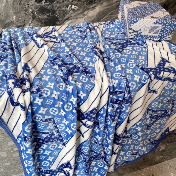 BL063 – Fashion Blanket