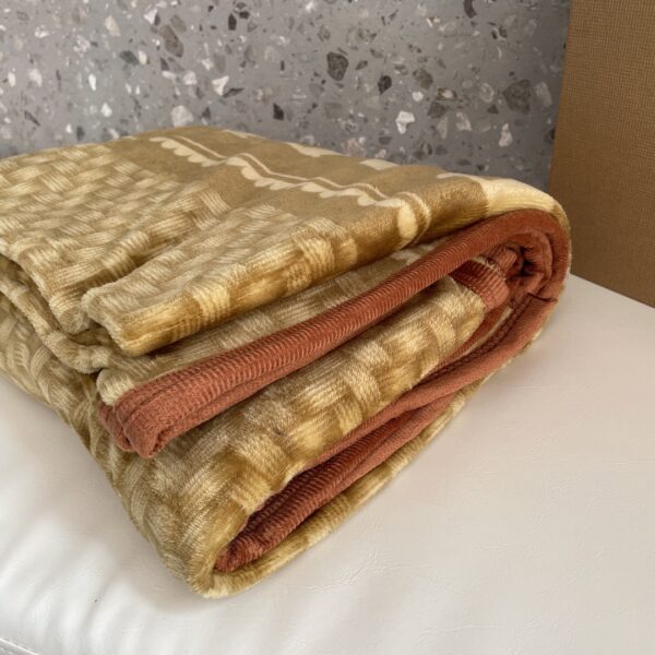 BL064 – Fashion Blanket