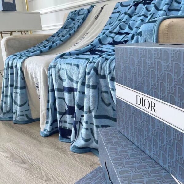 BL067 – Fashion Blanket