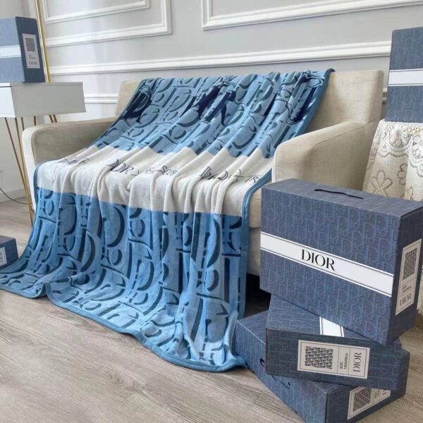 BL067 – Fashion Blanket