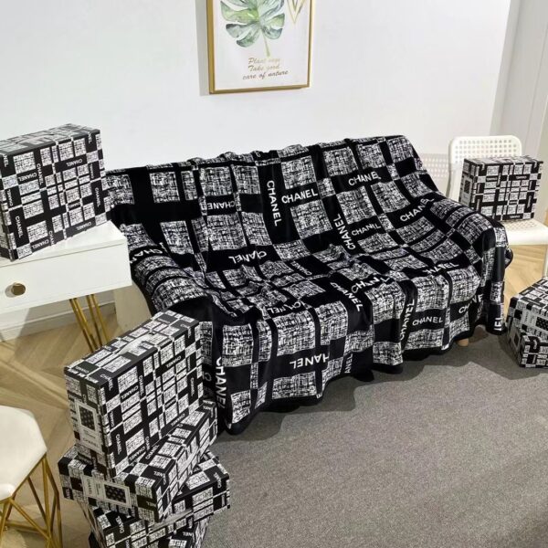 BL076 – Fashion Blanket