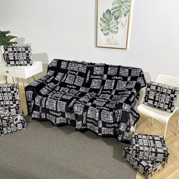 BL076 – Fashion Blanket