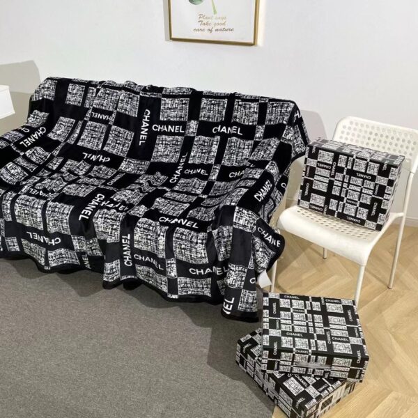 BL076 – Fashion Blanket